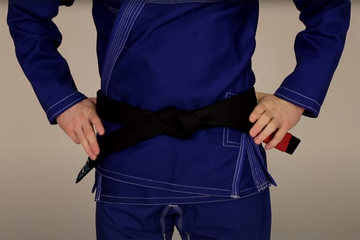 Jak wiązać pas do BJJ?