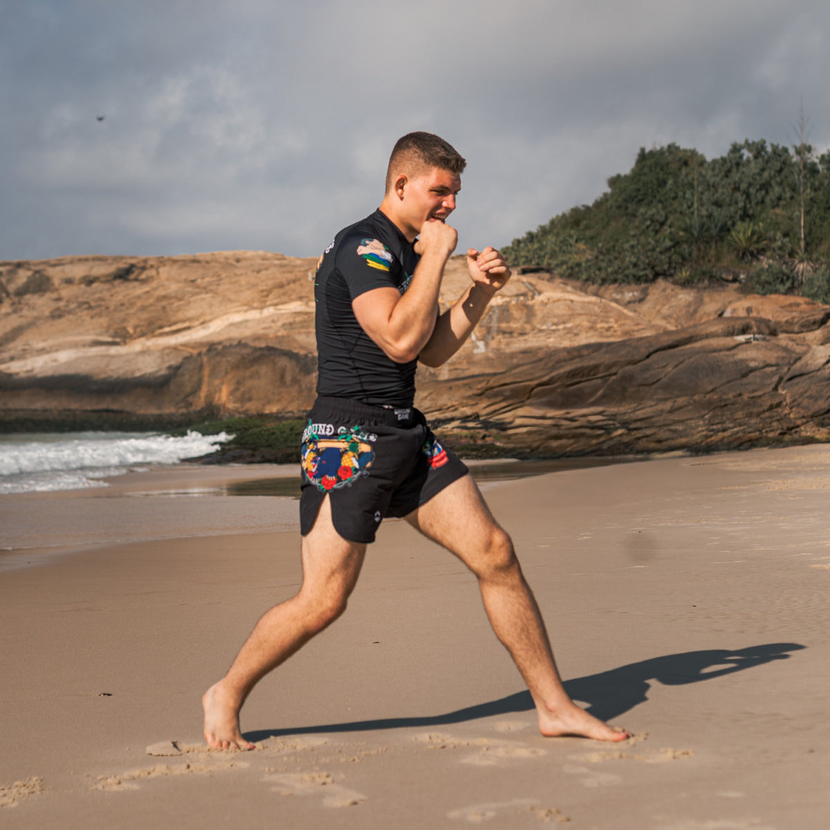 Pantaloni scurți ușori MMA Injury Collector