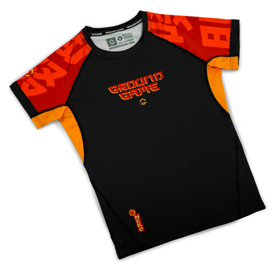 Rashguard pentru femei Ramen Cat cu mânecă scurtă