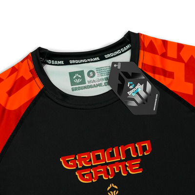 Rashguard pentru femei Ramen Cat cu mânecă scurtă