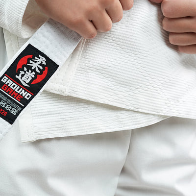 GI kimono de judo pentru copii Deshi 2.0 (alb) + centură GRATUITĂ