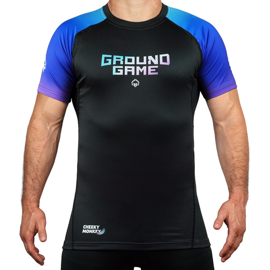 Rashguard pentru bărbați cu mâneci scurte Cheeky Monkey Ground Game negru