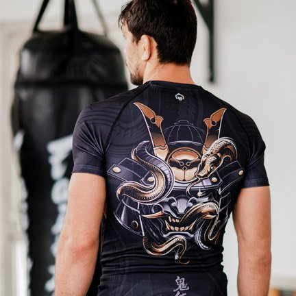 Rashguard pentru bărbați cu mâneci scurte Oni Samurai Ground Game negru